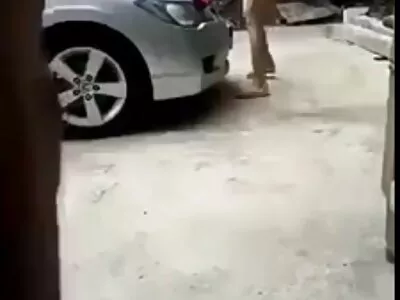 ஏஞ்சலினாவுடன் தொடவும்