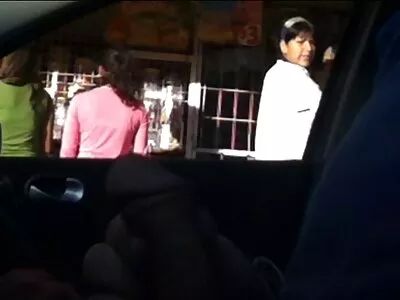 மல்லிகை மற்றும் ஸ்கைலர் குழு உடலுறவு கொள்கிறார்கள்