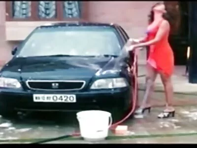 அவா ஆடம்ஸின் குறும்பு வகை ஊக்கம்
