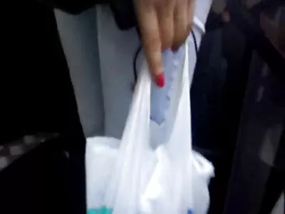 லேடிபோஸ் பணப் போனஸை விட அதிகம் கொடுக்கிறது
